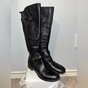 Naturalize Black boots W:7.5, gently used, good condition